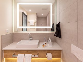 Stellaris Apartment Hotel