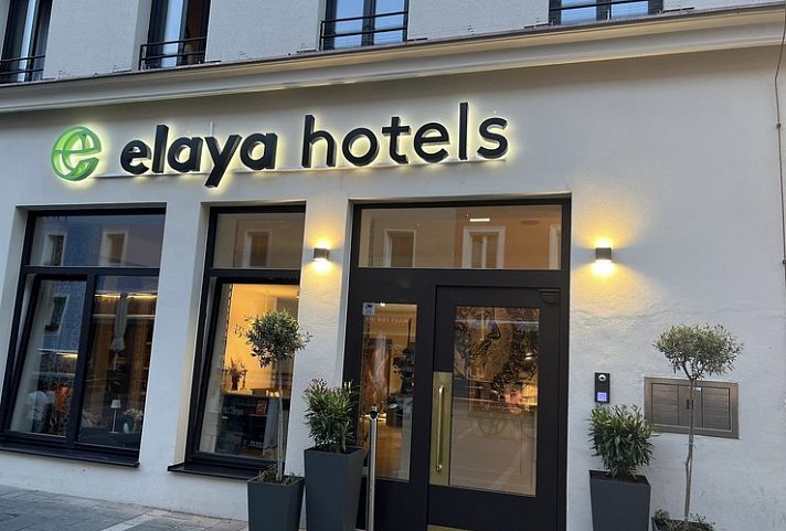 elaya hotel regensburg city center