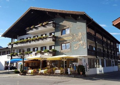 Löwen Reit Im Winkl