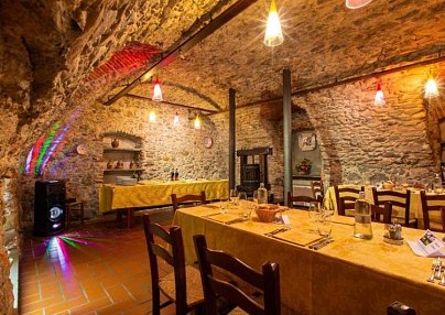Il Chiostro Intra