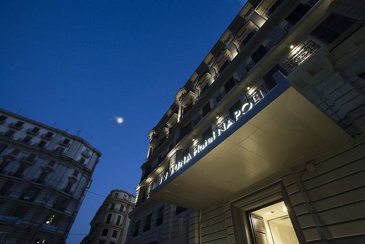 UNAHOTELS Napoli