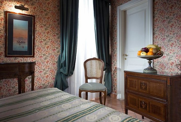 Chiaja Hotel de Charme