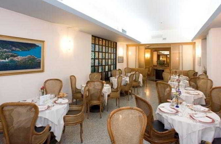 Hotel Caravel