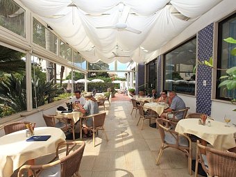 Hotel Caravel