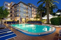Hotel Caravel
