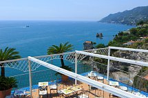 Lloyd's Baia Hotel