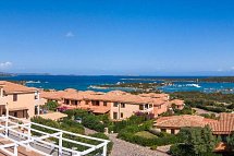 Baia de Bahas Residence