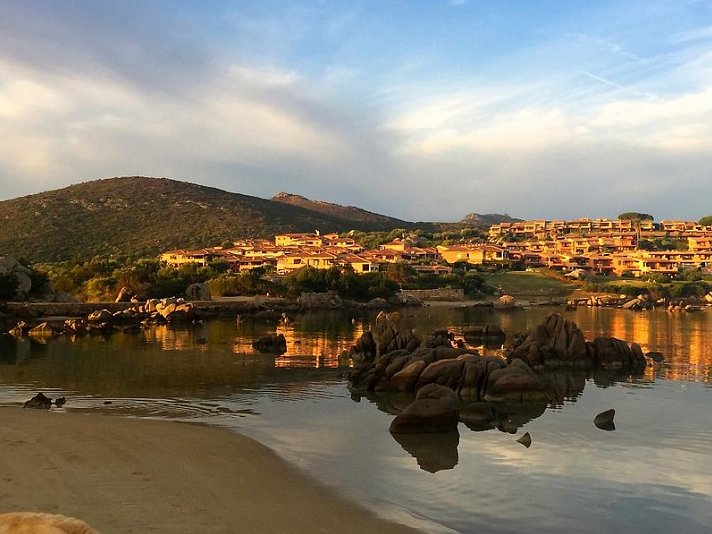 Baia de Bahas Residence