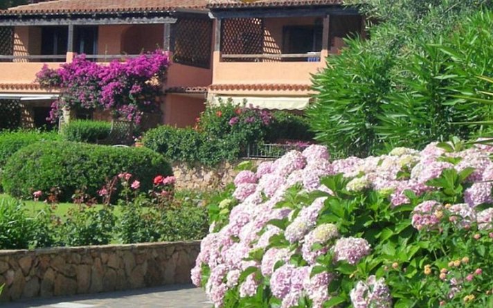 Baia de Bahas Residence