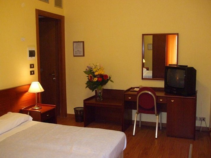 Mediterraneo Hotel & Residence