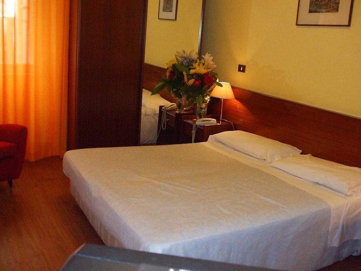 Mediterraneo Hotel & Residence