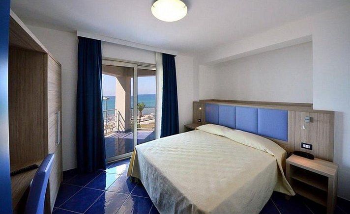 Astro Suite Hotel