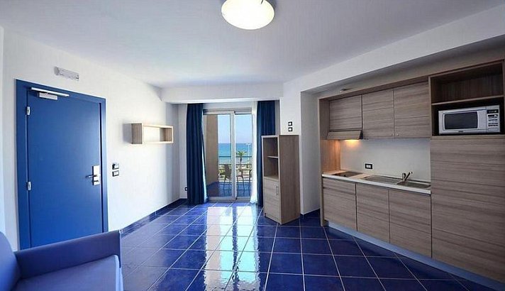 Astro Suite Hotel