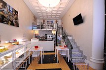 Artemisia Palace Hotel