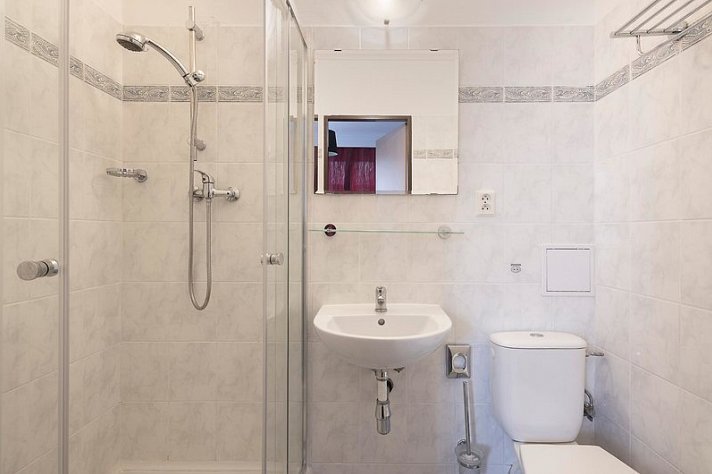 Pytloun Travel Hotel