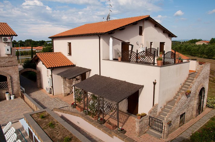 Borgo Valmarina