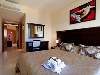 Blue Waves Resort