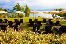 Blue Waves Resort