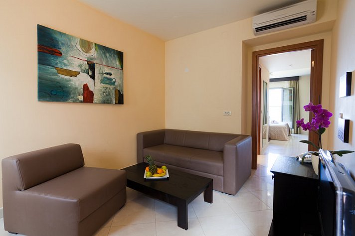 Blue Waves Resort