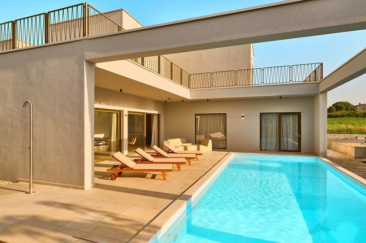 Taria Resort
