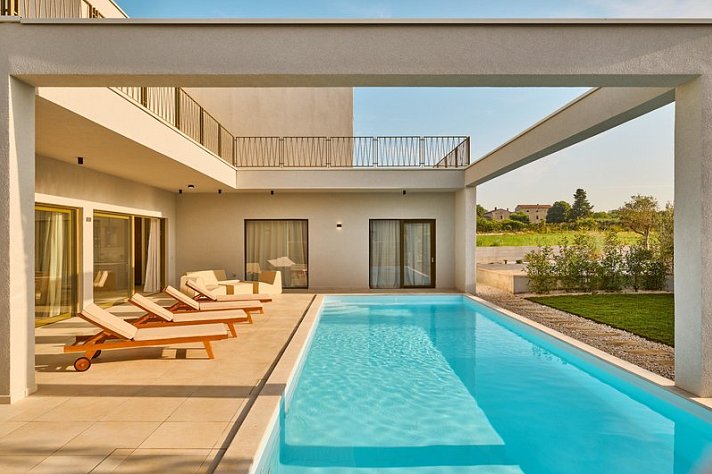 Taria Resort