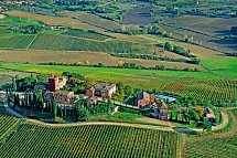 Borgo Tre Rose Hotel & Apartments