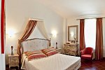 Borgo Tre Rose Hotel & Apartments