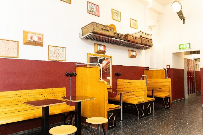 Industriepalast Hotel & Hostel