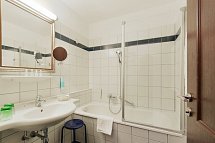 Cella Central Historic Boutique Hotel