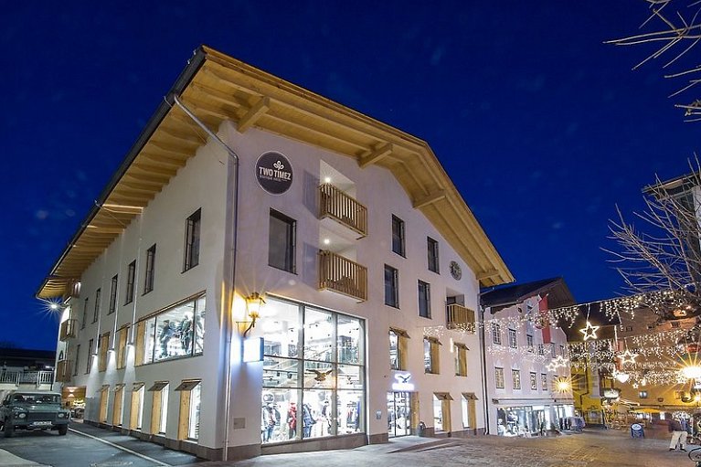 Two Timez Boutique Hotel