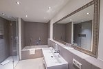 Two Timez Boutique Hotel
