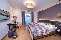 Two Timez Boutique Hotel