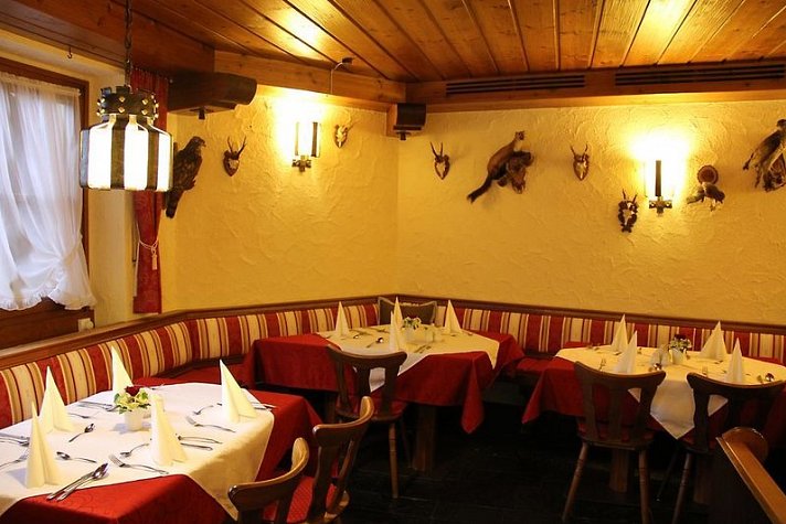 Hotel AlpinaRos Demming