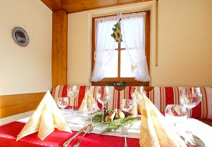 Hotel AlpinaRos Demming