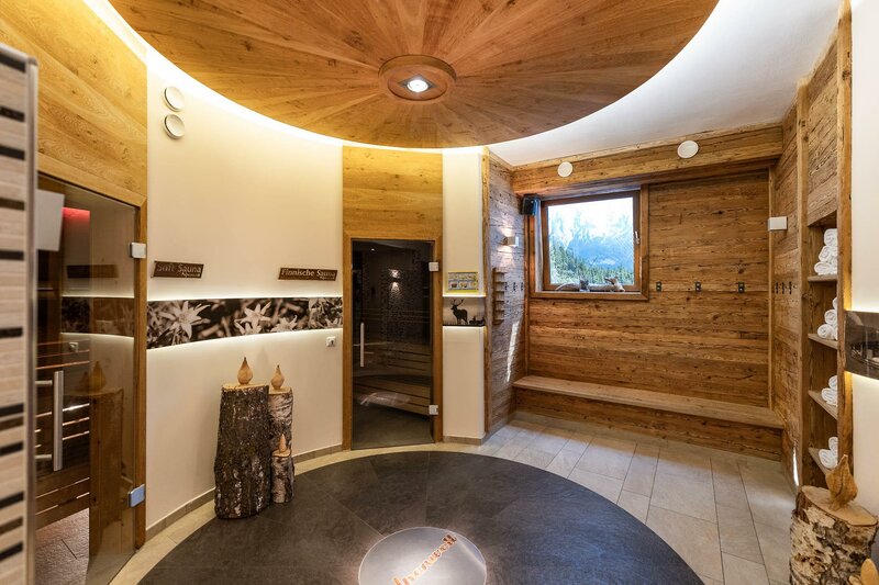 Hotel Alpenwelt