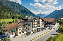 Hotel Alpenwelt