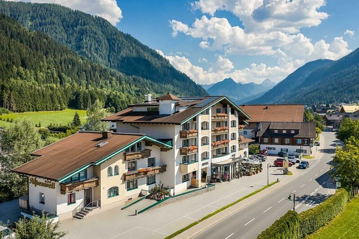 Hotel Alpenwelt