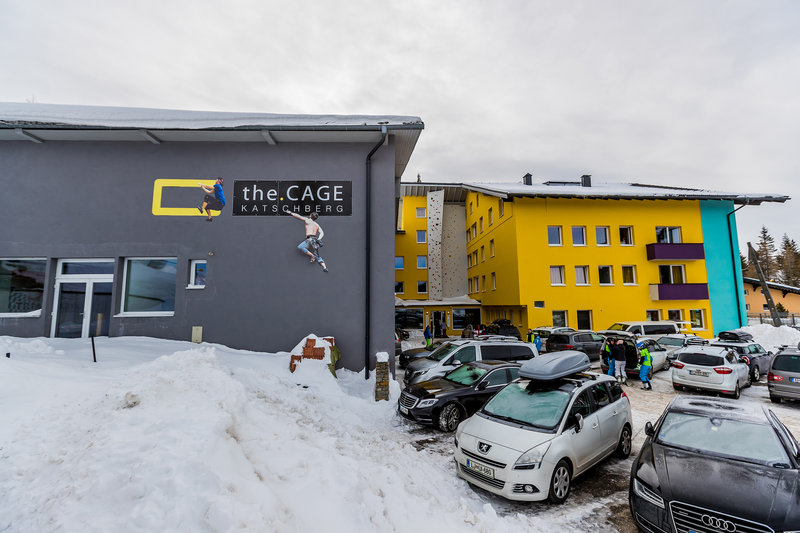Mountain Budget Hotel Basekamp