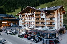 MAGIC MOUNTAINS Hotel Salzburger Hof