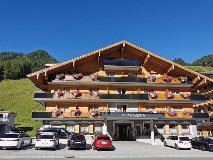 MAGIC MOUNTAINS Hotel Alpenrose