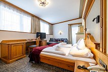 MAGIC MOUNTAINS Hotel Alpenrose