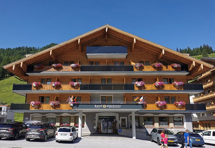 MAGIC MOUNTAINS Hotel Alpenrose