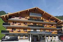 MAGIC MOUNTAINS Hotel Alpenrose