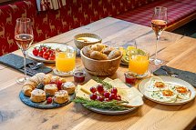 Art & Boutique Hotel The STORKS