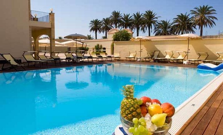 Mahara Hotel & Wellness