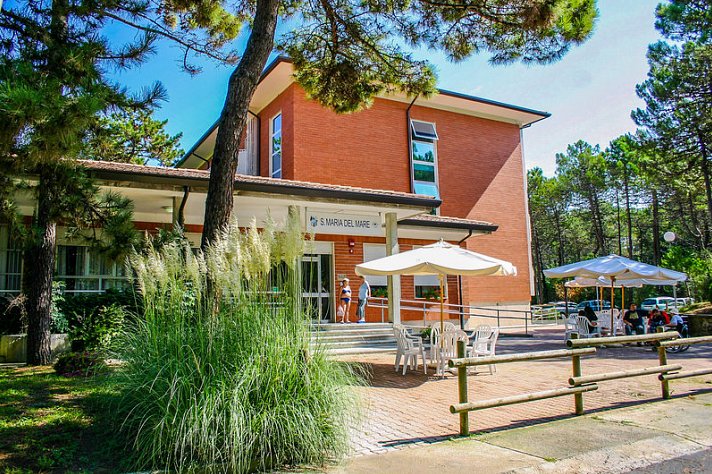 Bella Italia & EFA Village