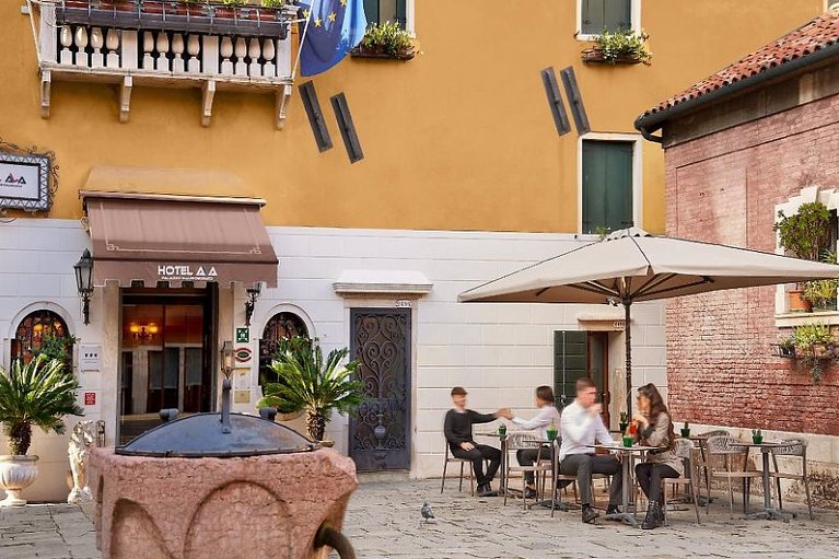 UNAHOTELS Ala Venezia - Adults only 16+