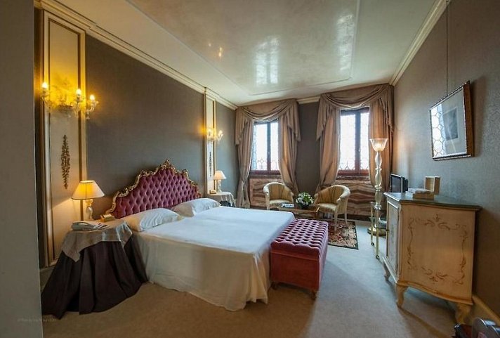 Ca' Sagredo Hotel