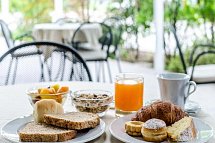 Smart Hotel Holiday