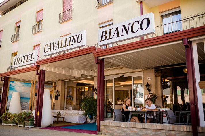 Cavallino Bianco